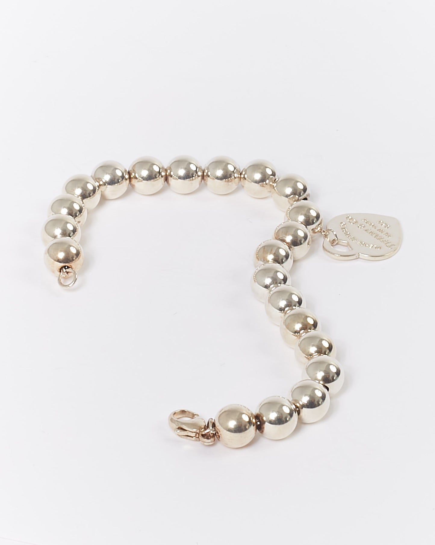 Tiffany &amp; Co. Bracelet surdimensionné en argent sterling avec étiquette en forme de cœur