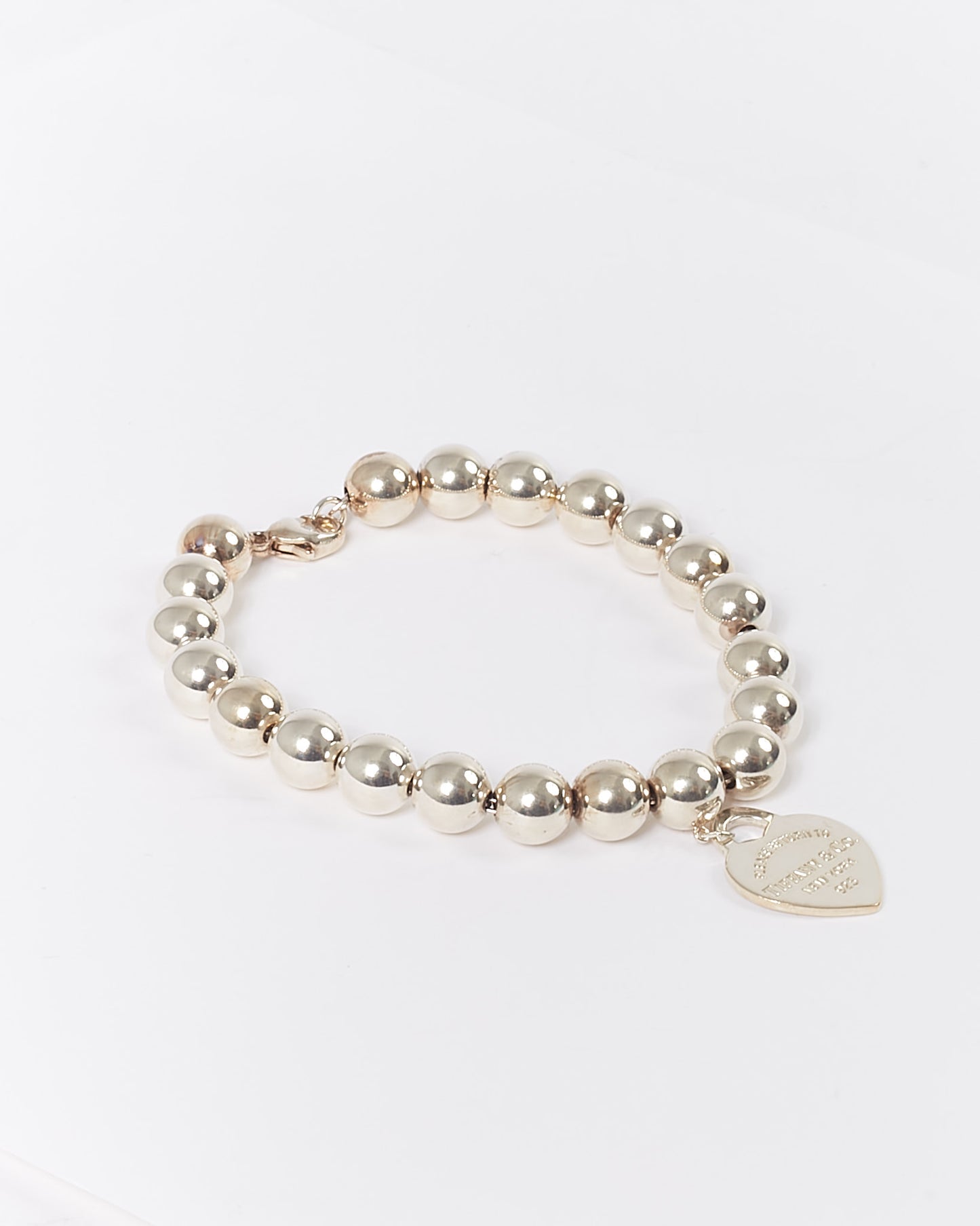 Tiffany &amp; Co. Bracelet surdimensionné en argent sterling avec étiquette en forme de cœur