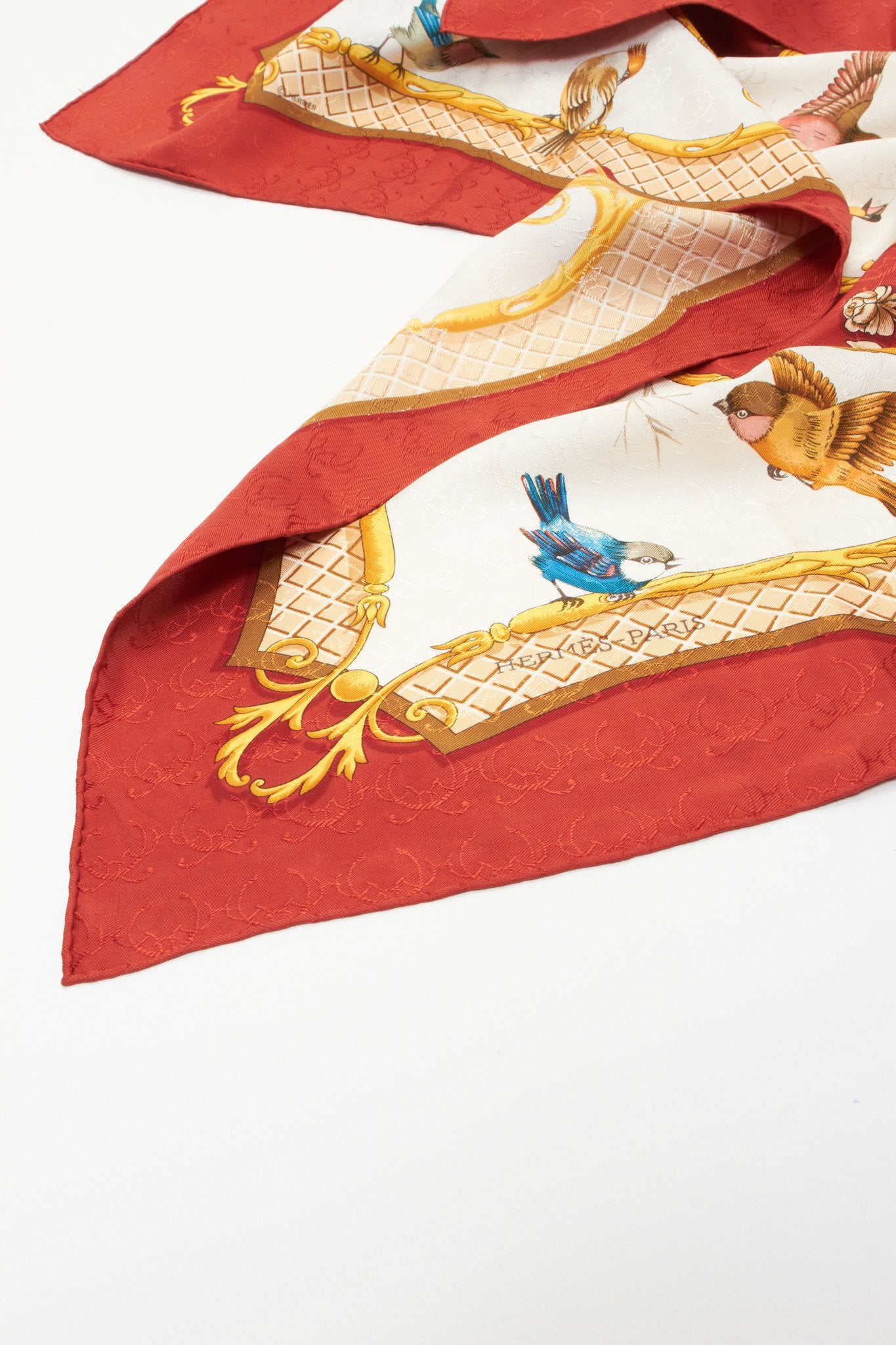 Hermès Vintage Bird Motif 90CM Silk Scarf