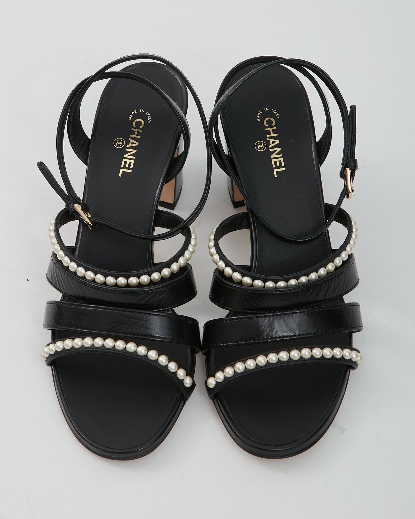 Talon sandale à bride en cuir noir Chanel avec perles - 39,5