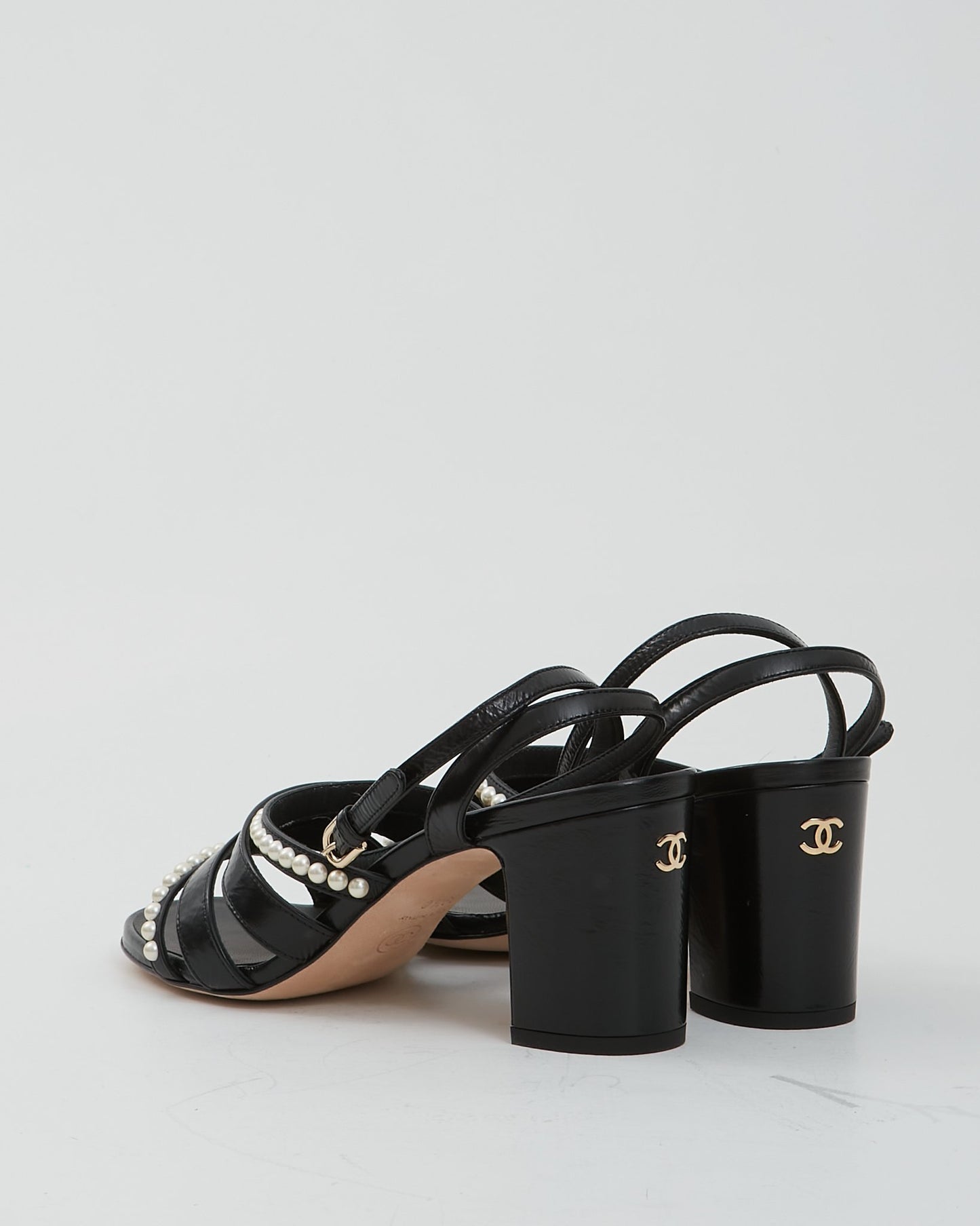 Talon sandale à bride en cuir noir Chanel avec perles - 39,5
