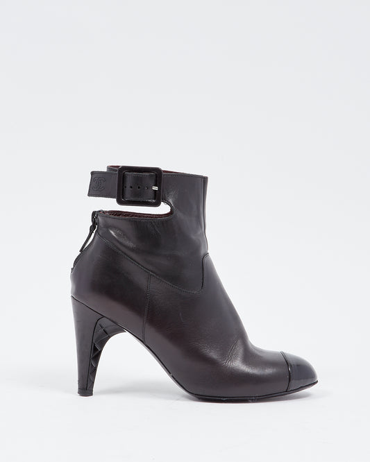 Chanel Black Smooth Leather Wrap Around Ankle Booties - 39