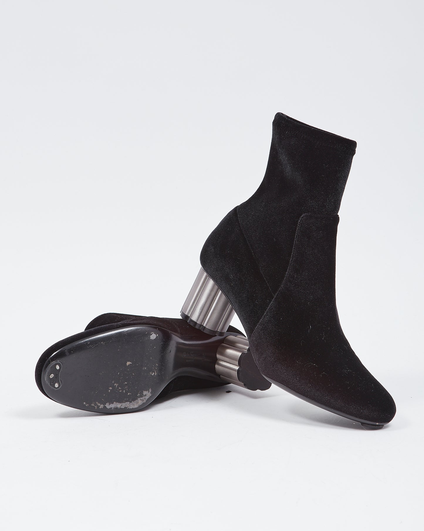 Salvatore Ferragamo Bottines Catania en velours noir - 9,5