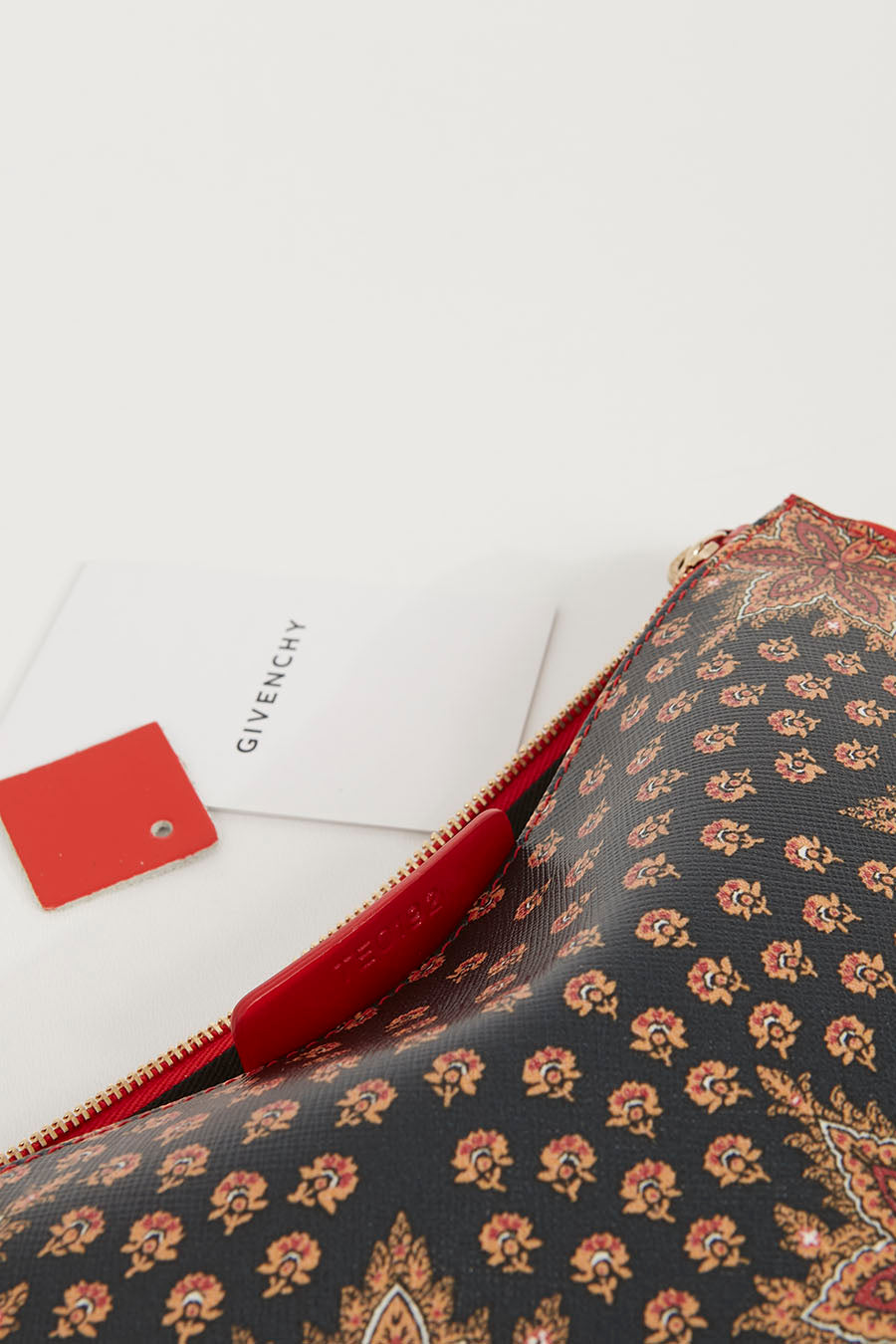 Pochette en cuir rouge Paisley Givenchy