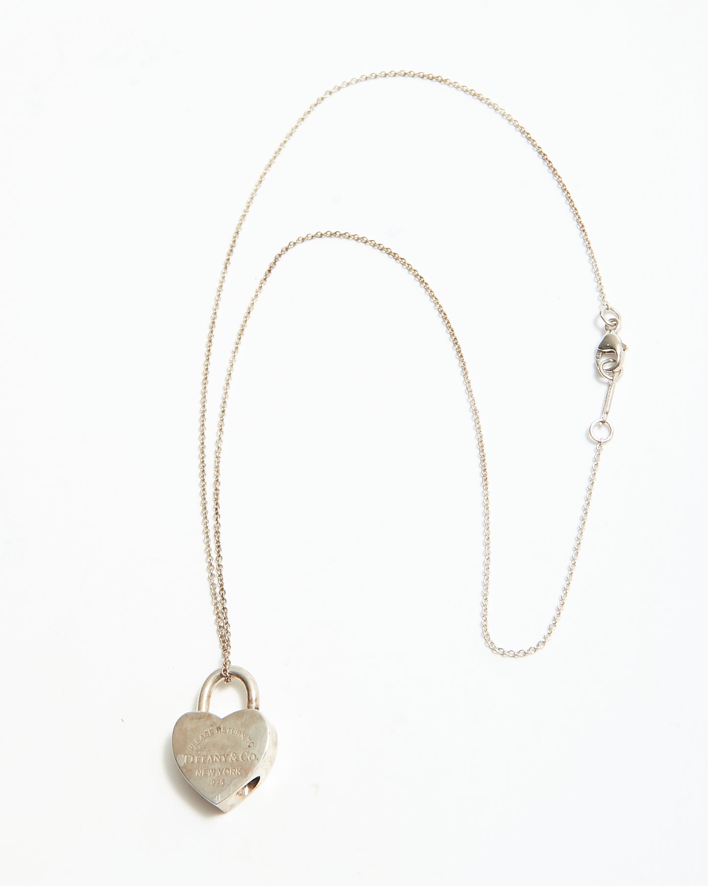 Collier Tiffany en argent sterling Retour à Tiffany Lock